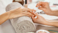 Servicio de manicura clásica